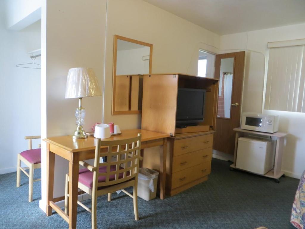 Travel Inn Of Sebring Room photo