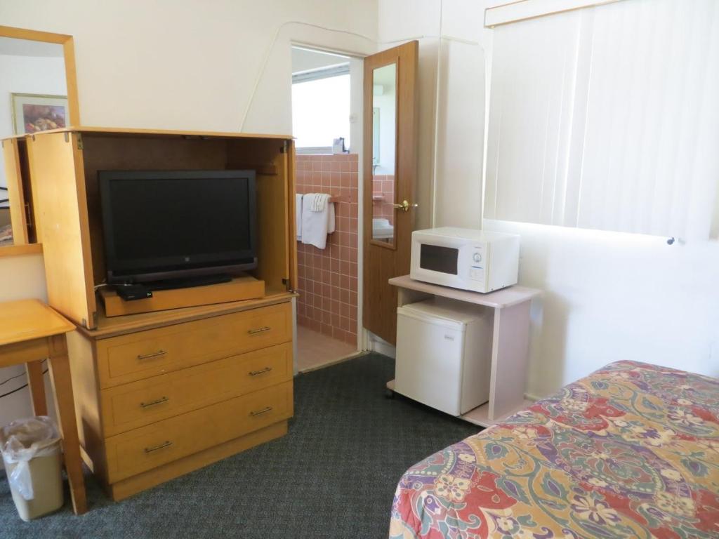 Travel Inn Of Sebring Room photo