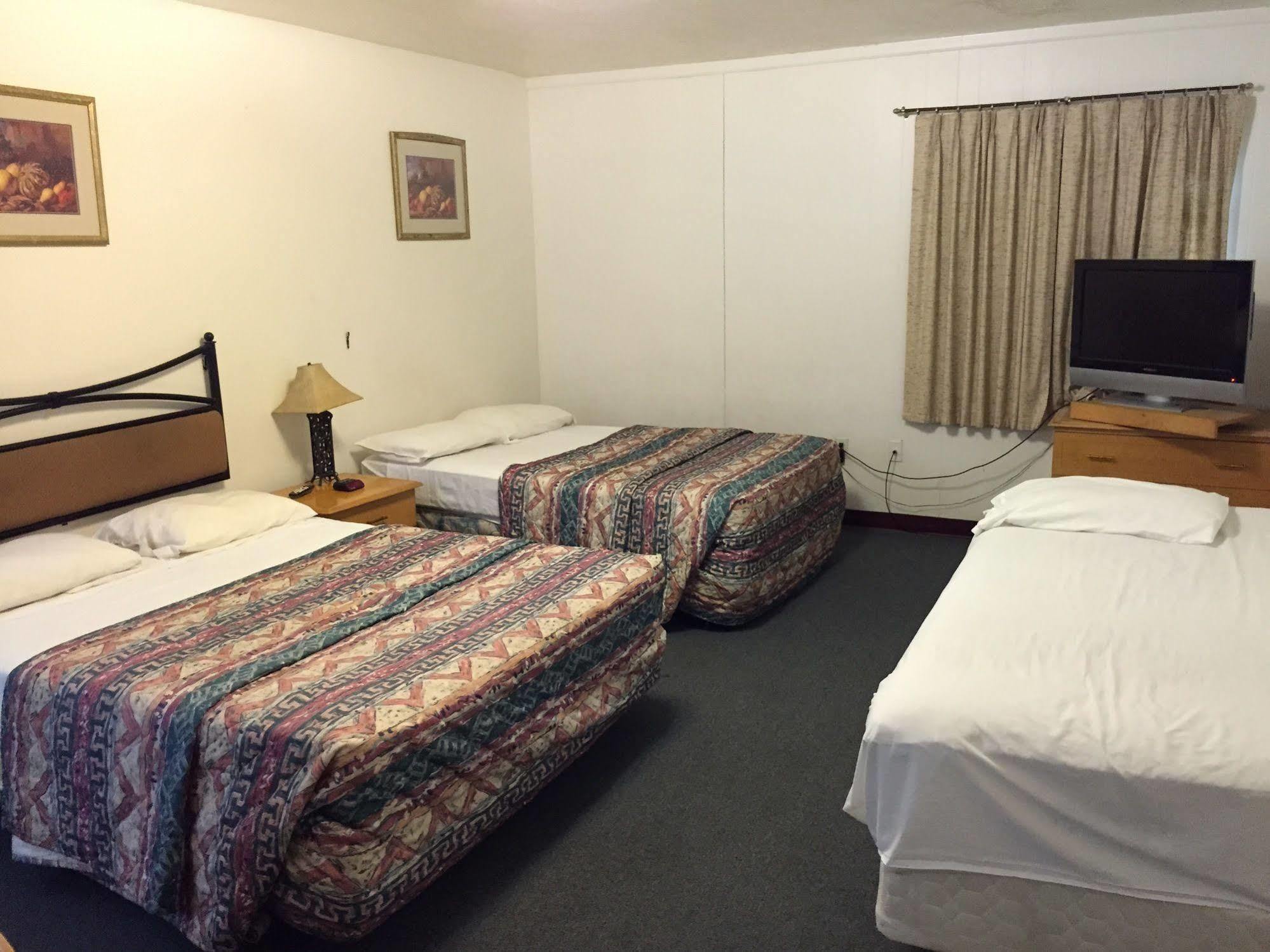 Travel Inn Of Sebring Exterior photo